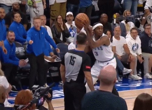 开云中国-NBA教练挑战规则更新 目睹漏判无能为力将成历史！