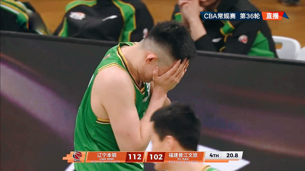kaiyun-爆砍44分！CBA焦点对决：赵继伟高光1战，福建男篮令央视赞不绝口